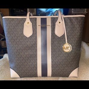 Michael Kors Purse/Tote